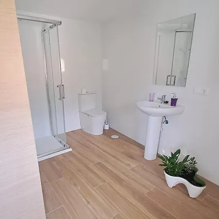 Casa Laxas, Recien Reformada Con 5 En Entorno Natural * Porto do Son