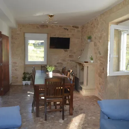 Semesterbostad Casa Laxas, Recien Reformada Con 5 En Entorno Natural