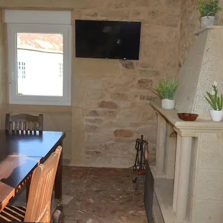 Casa Laxas, Recien Reformada Con 5 En Entorno Natural Porto do Son
