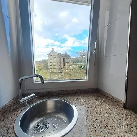 Casa Laxas, Recien Reformada Con 5 En Entorno Natural
